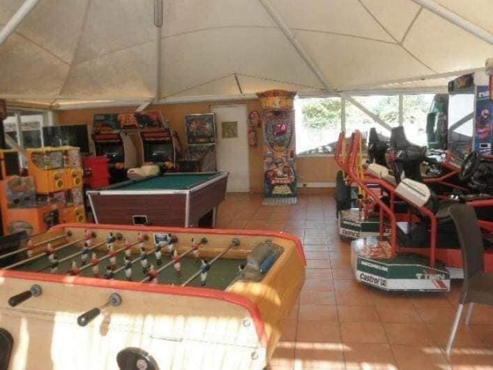 Mobilhome Vias Plage Dans Camping Bagian luar foto